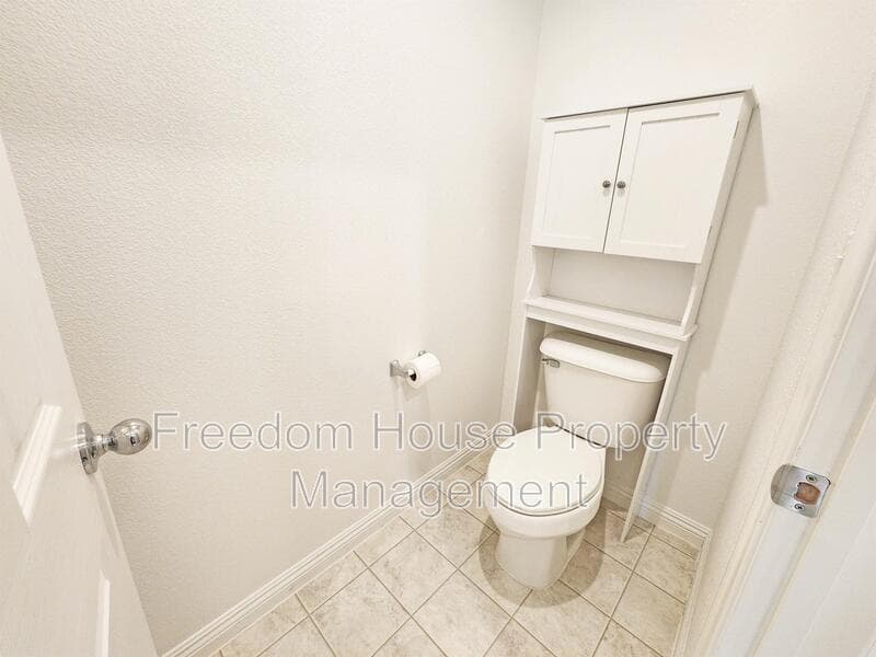 Pahrump House: 3821 East Weld Avenue