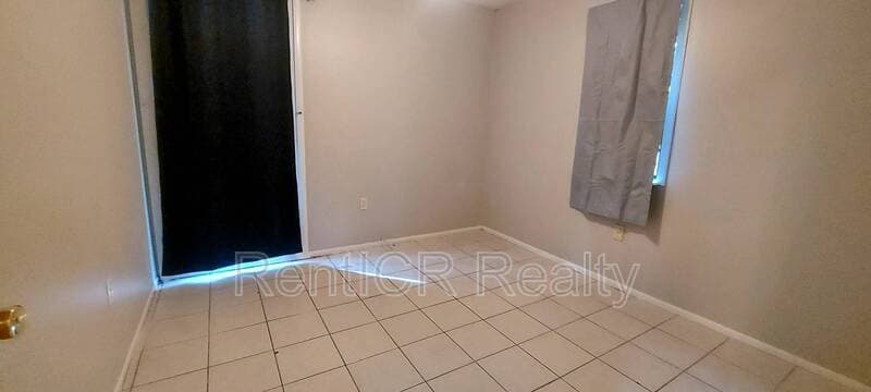Clearwater Condo: 15530 58th Street North