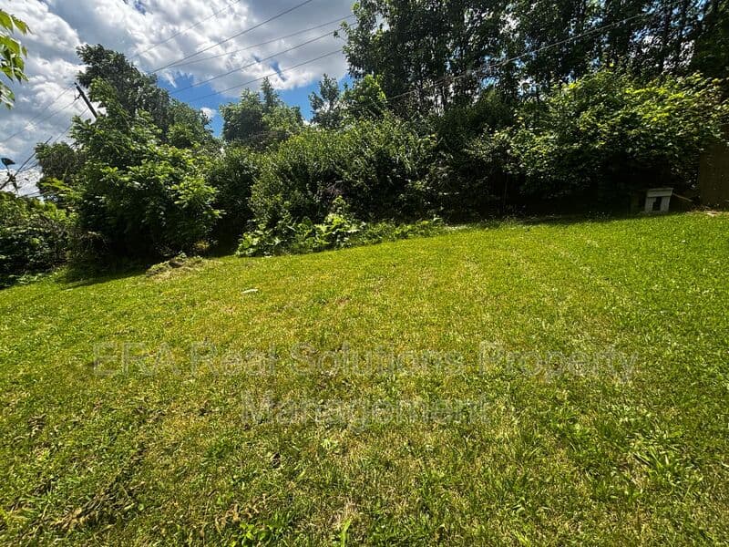 Columbus Condo: 3713 Dort Pl