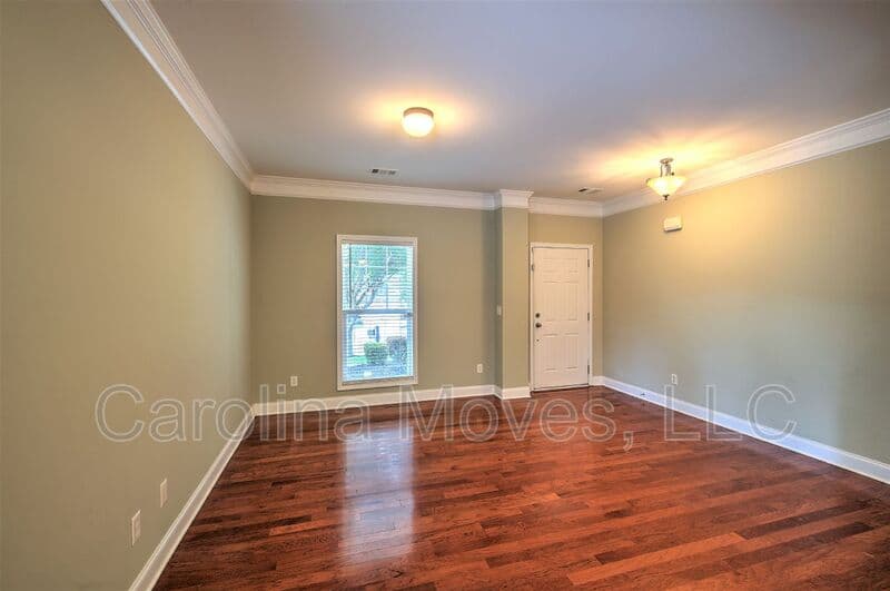 Greenville House: 256 Barbours Lane