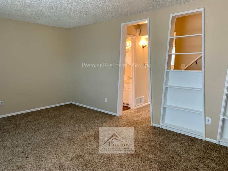 Colorado Springs Condo: 1122 Delaware Drive - 1