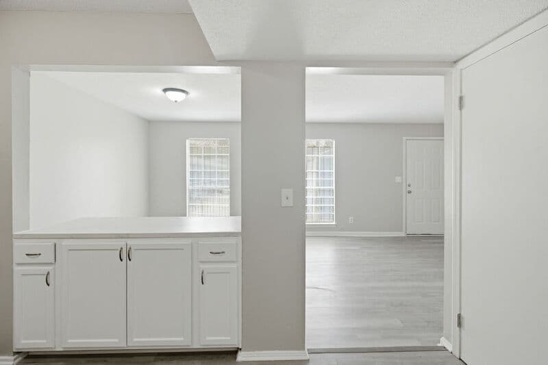 Birmingham House: 1919 18th Place North