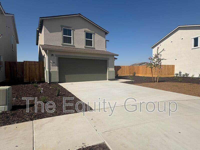 Visalia House: 4007 North Sallee Ct