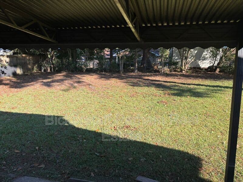Columbus House: 4925 Foxfire Drive