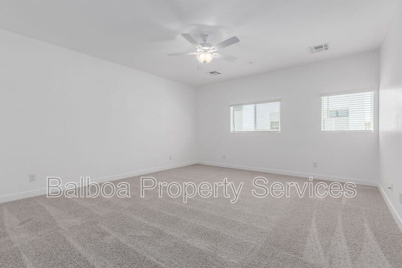 Mesa Townhome: 1318 S 105th Pl