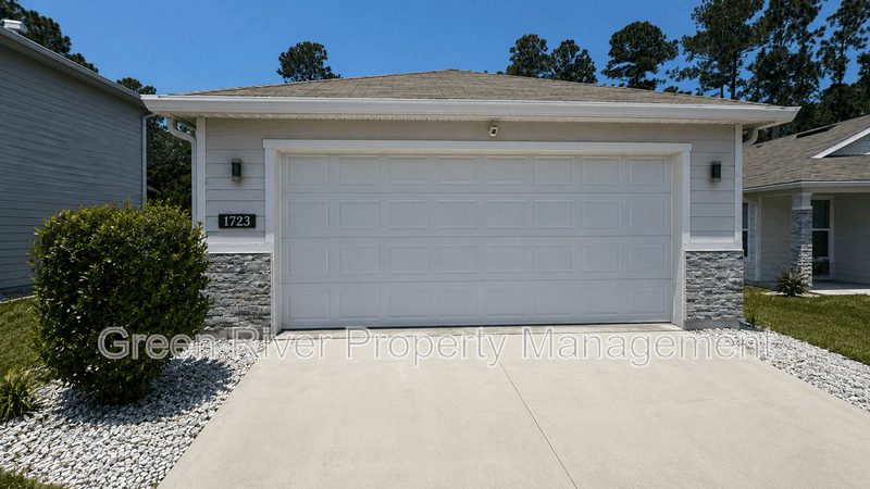 Jacksonville House: 1723 Carter Landing Boulevard