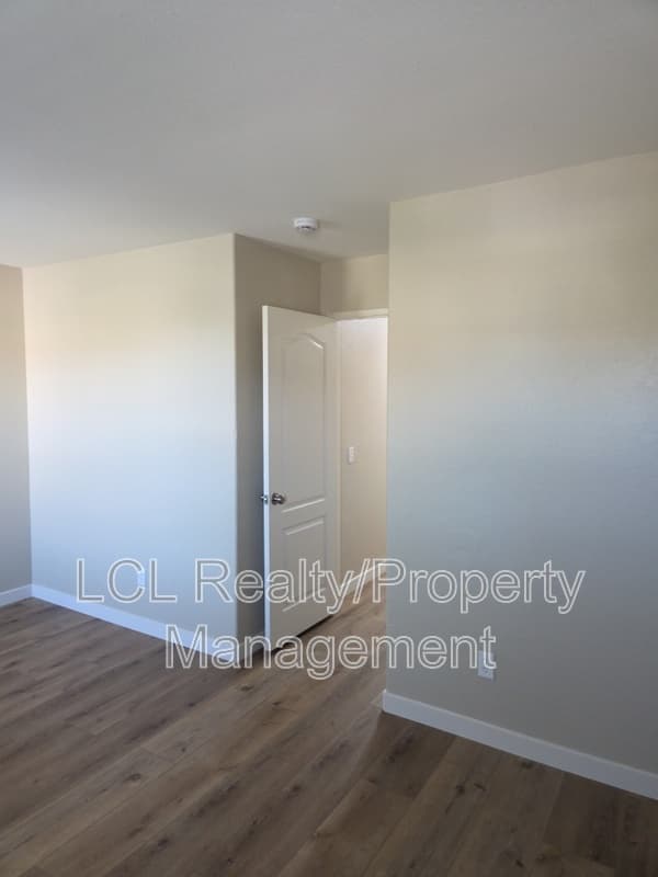Eastvale House: 6563 Peridot Ct