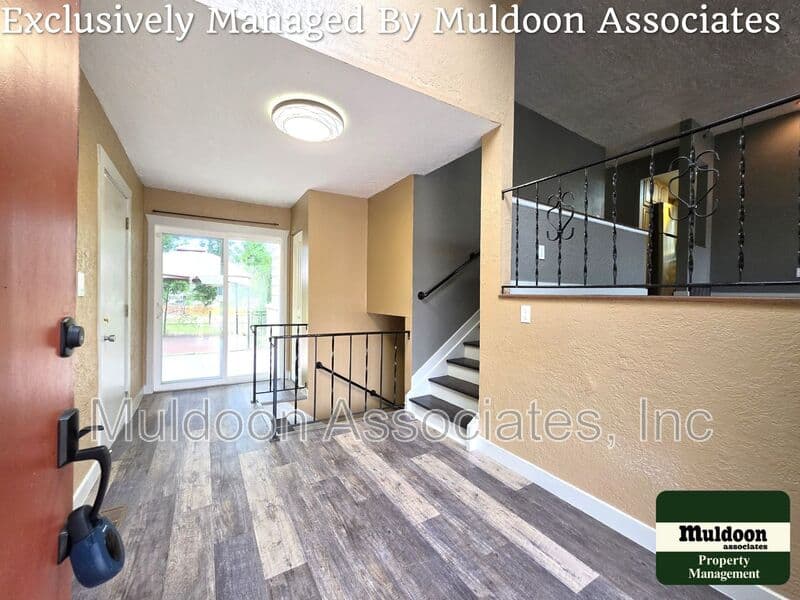 Colorado Springs House: 1450 Luna Vista Drive
