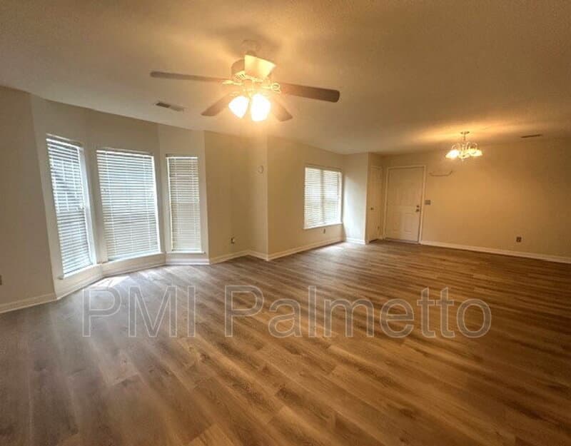Columbia Condo: 61 Battery Walk Ct