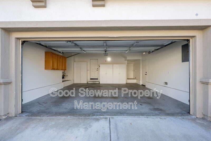 Placentia House: 1760 Taylor Ln