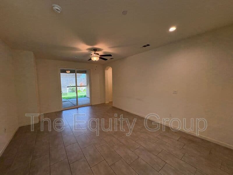 Tulare House: 3272 Manchester St