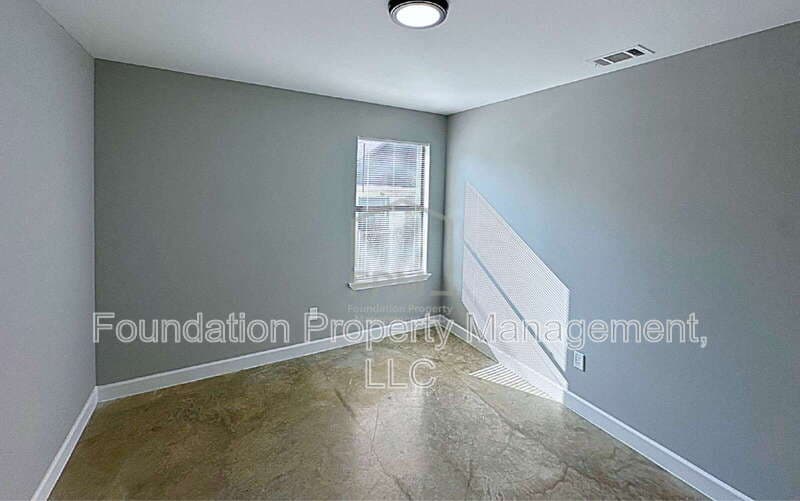 Memphis House: 555 Monteagle Drive