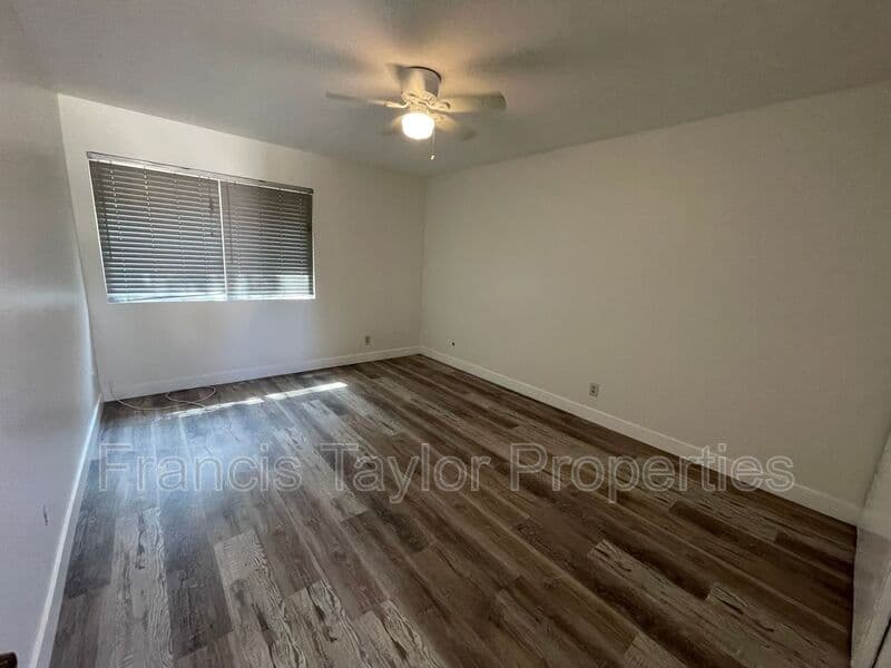 Escondido Condo: 1971 E. Washington Avenue