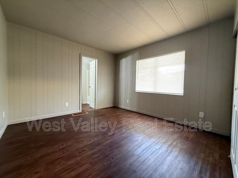 Maricopa House: 282 Mary Street