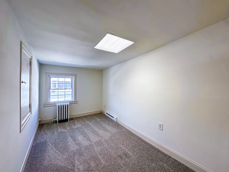 Columbia House: 513 Locust Street