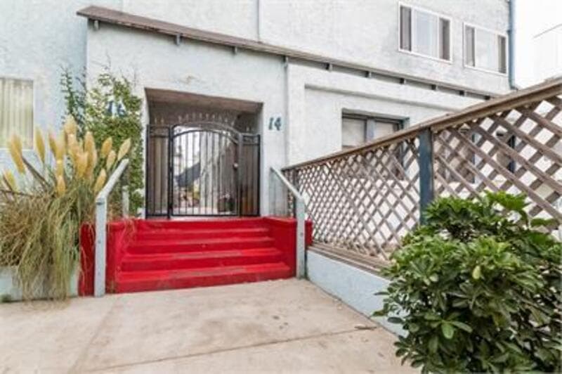 Venice Condo: 14 Wavecrest Avenue - 9