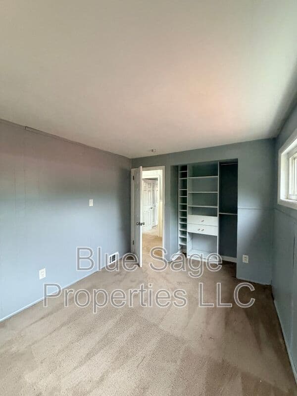 Folcroft Townhome: 2118 Valleyview Dr