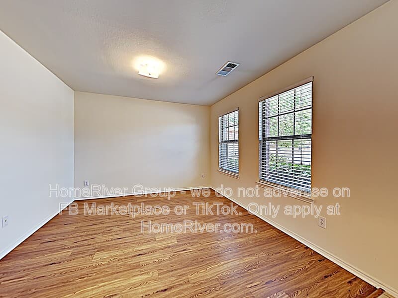 Fort Worth House: 4208 Highgate Rd