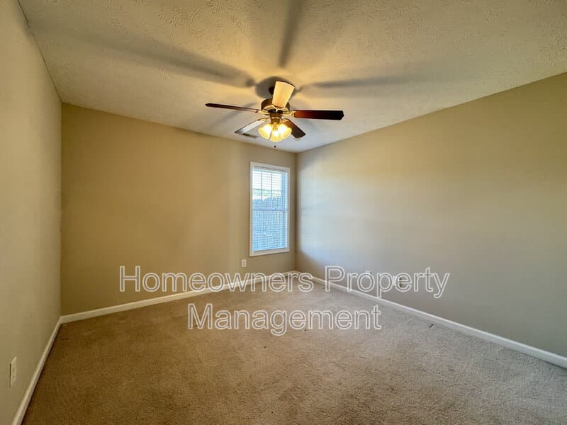 Raeford House: 114 Edisto Ct