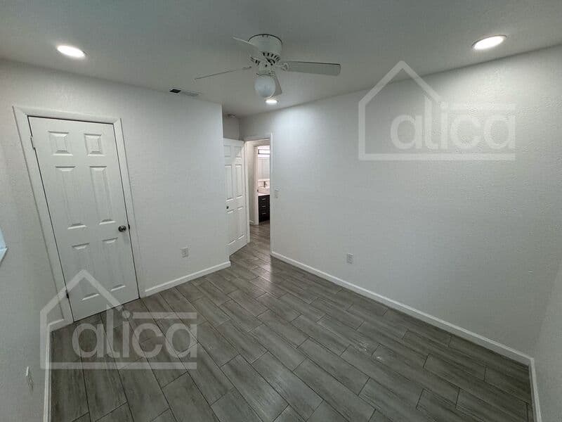 Palmetto House: 2701 13th Street W