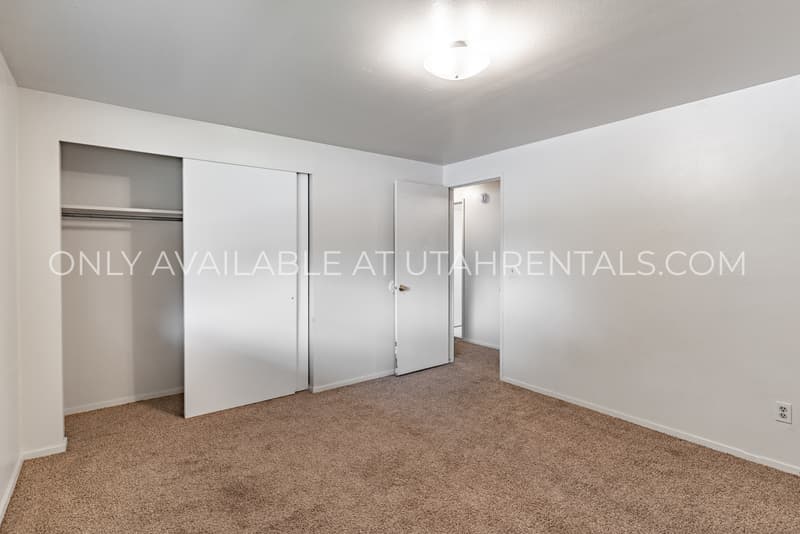 Orem Condo: 825 N Main St