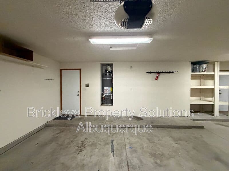 Albuquerque House: 7024 Westford Pl NW