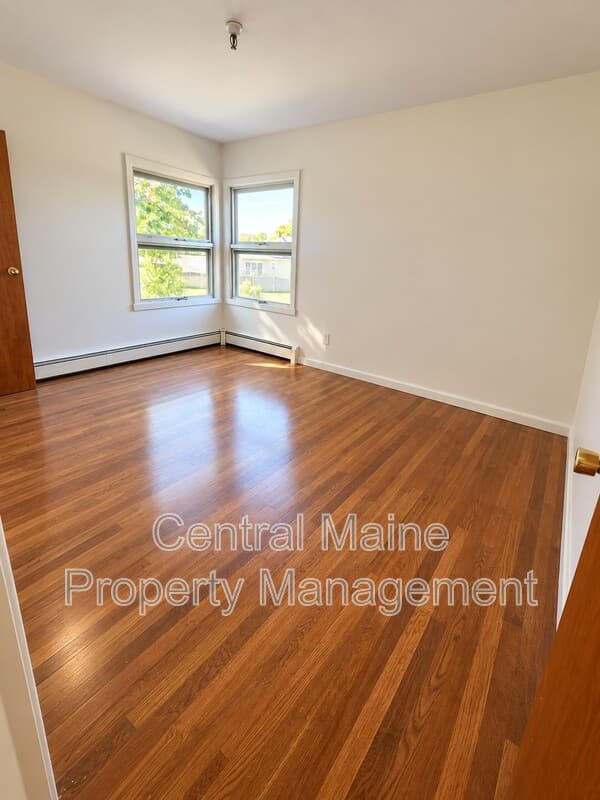 Auburn Condo: 5 Patton St. unit 4