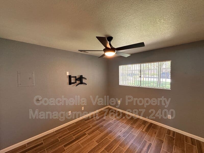 Palm Springs House: 685 N Ashurst Ct