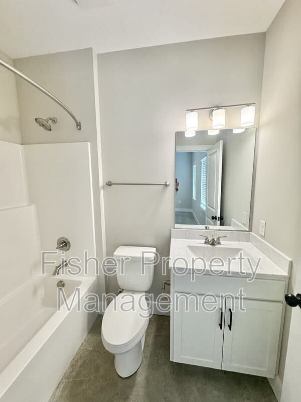 Richmond Condo: 1412 Rogers St