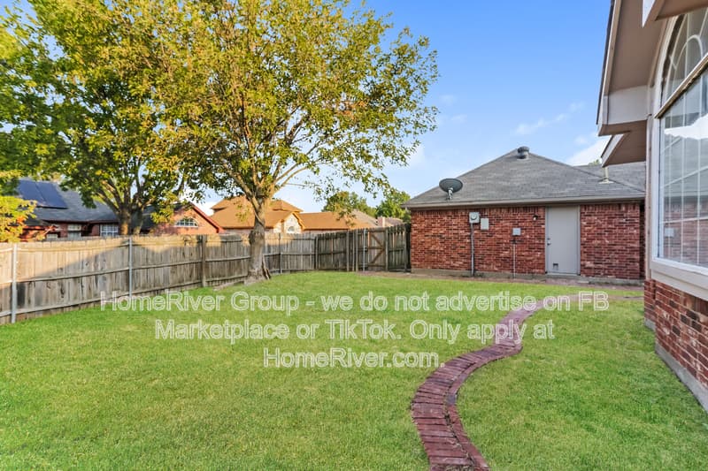 Desoto House: 720 Brees Dr