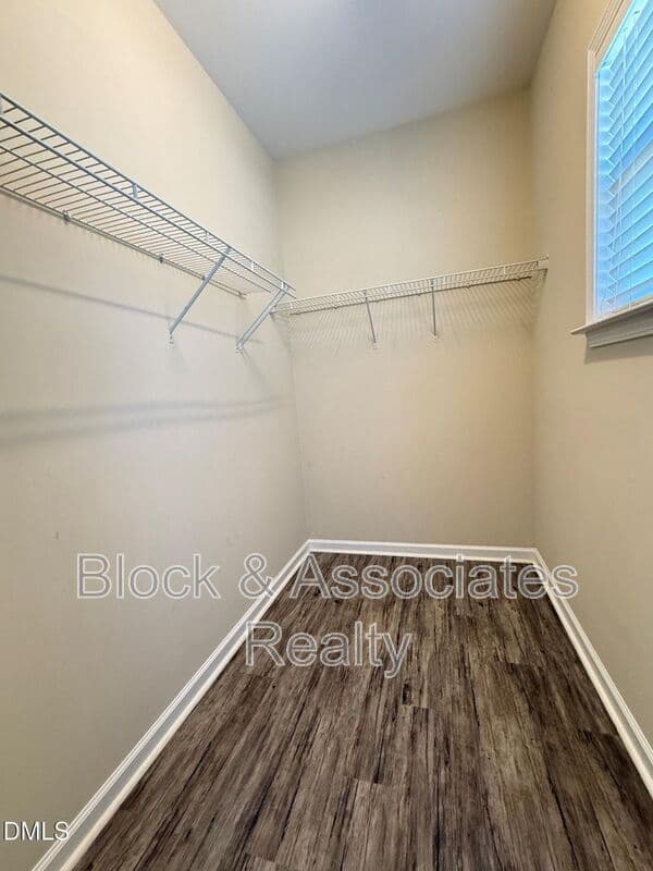 Wake Forest House: 163 Deacon Ridge St