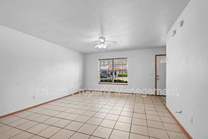 Fayetteville Condo: 866 Curtis Avenue - 1