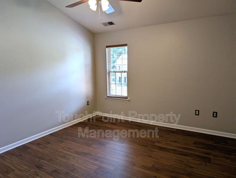 Charlotte House: 9935 Redbud Tree CT
