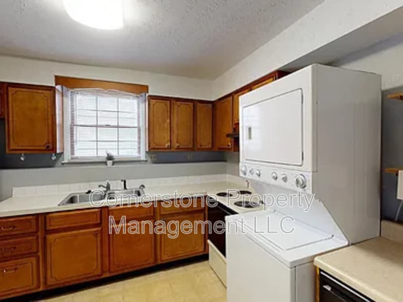 Lawrence Condo: 1102 Ohio Street - 1