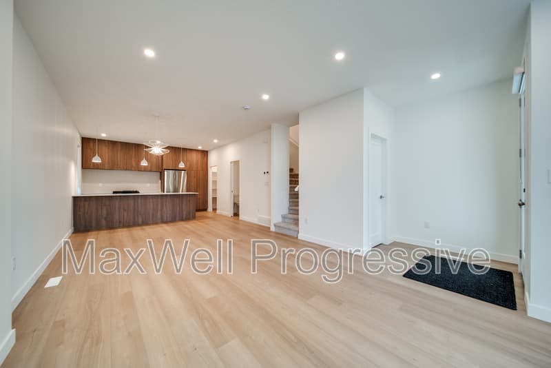 Edmonton Condo: 11315 58 Avenue NW