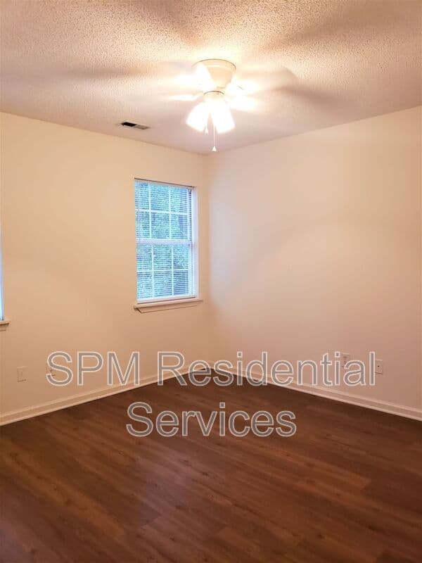Wilmington House: 1408 Tanager Ct
