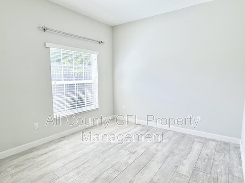 Orlando House: 2408 Corrine Drive