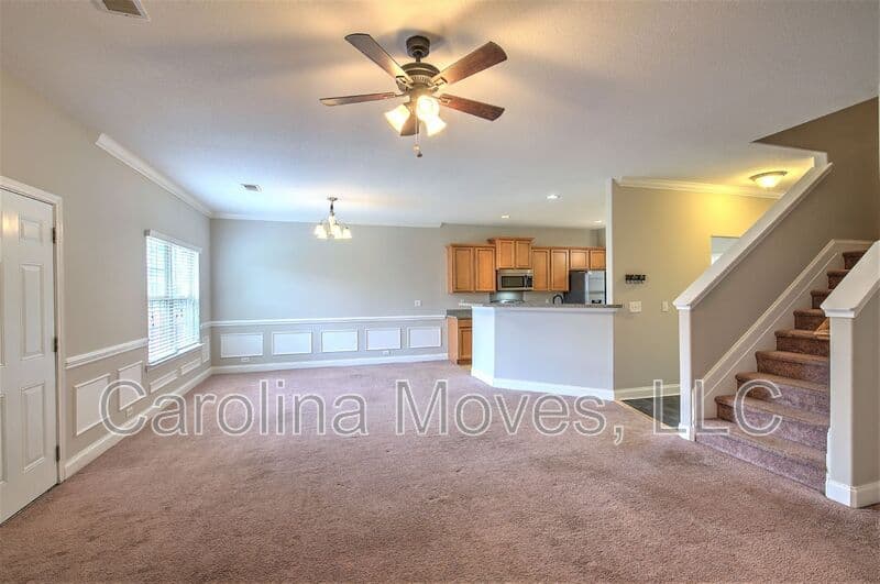 Spartanburg House: 836 Bayshore Lane