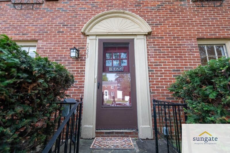 Baltimore House: 7023 Deerfield Rd
