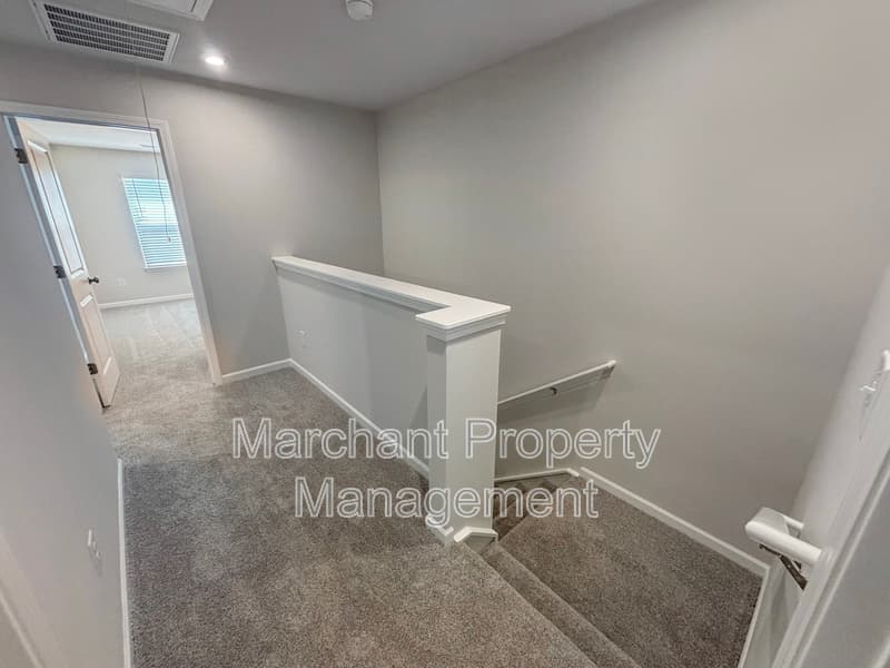 Greer Townhome: 154 Randwick Lane