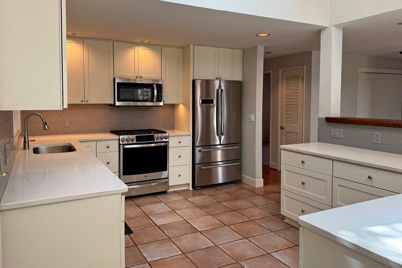 Kirkland House: 10632 NE 47th Pl