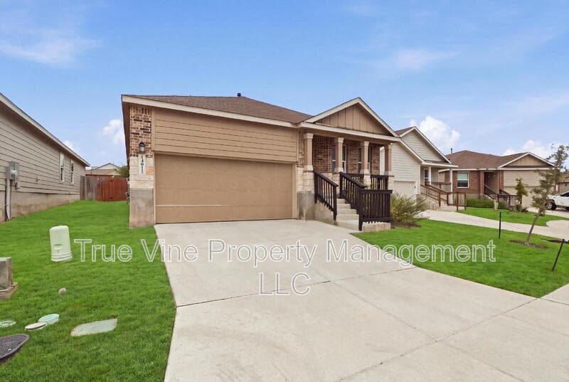 San Antonio House: 14011 Southton Basin