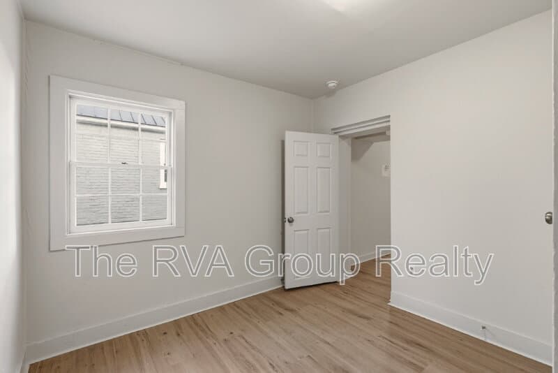 Petersburg Condo: 27 South Jefferson Street