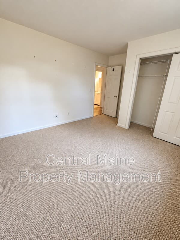 Lewiston Condo: 184 Randall Rd #4