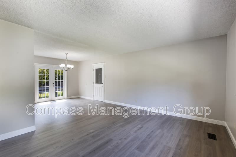 Knoxville House: 1505 Aldenwood Lane