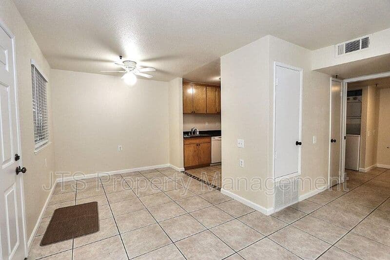 Sacramento Condo: 1019 Dornajo Way