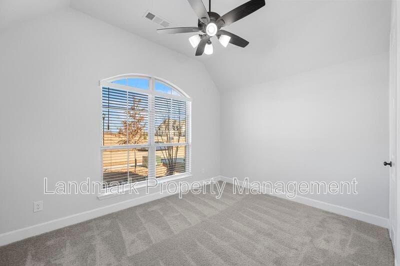 Mansfield House: 1822 Buckeye Lane