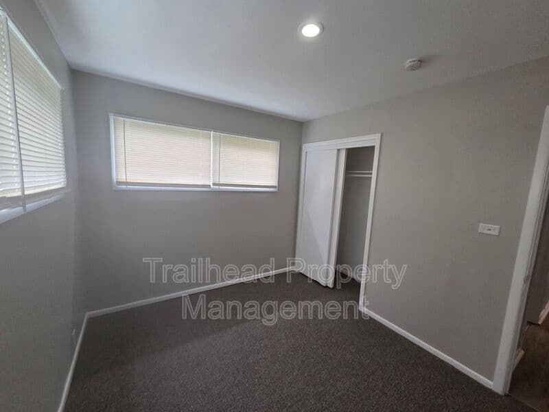 Kansas City House: 7805 E 114th St