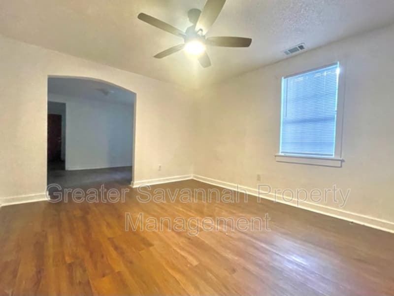 Savannah House: 1312 Love Street