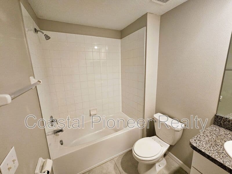 Riverview Townhome: 13251 Dupree Hills Pl